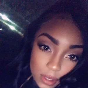 Meet your Posher, Japhia